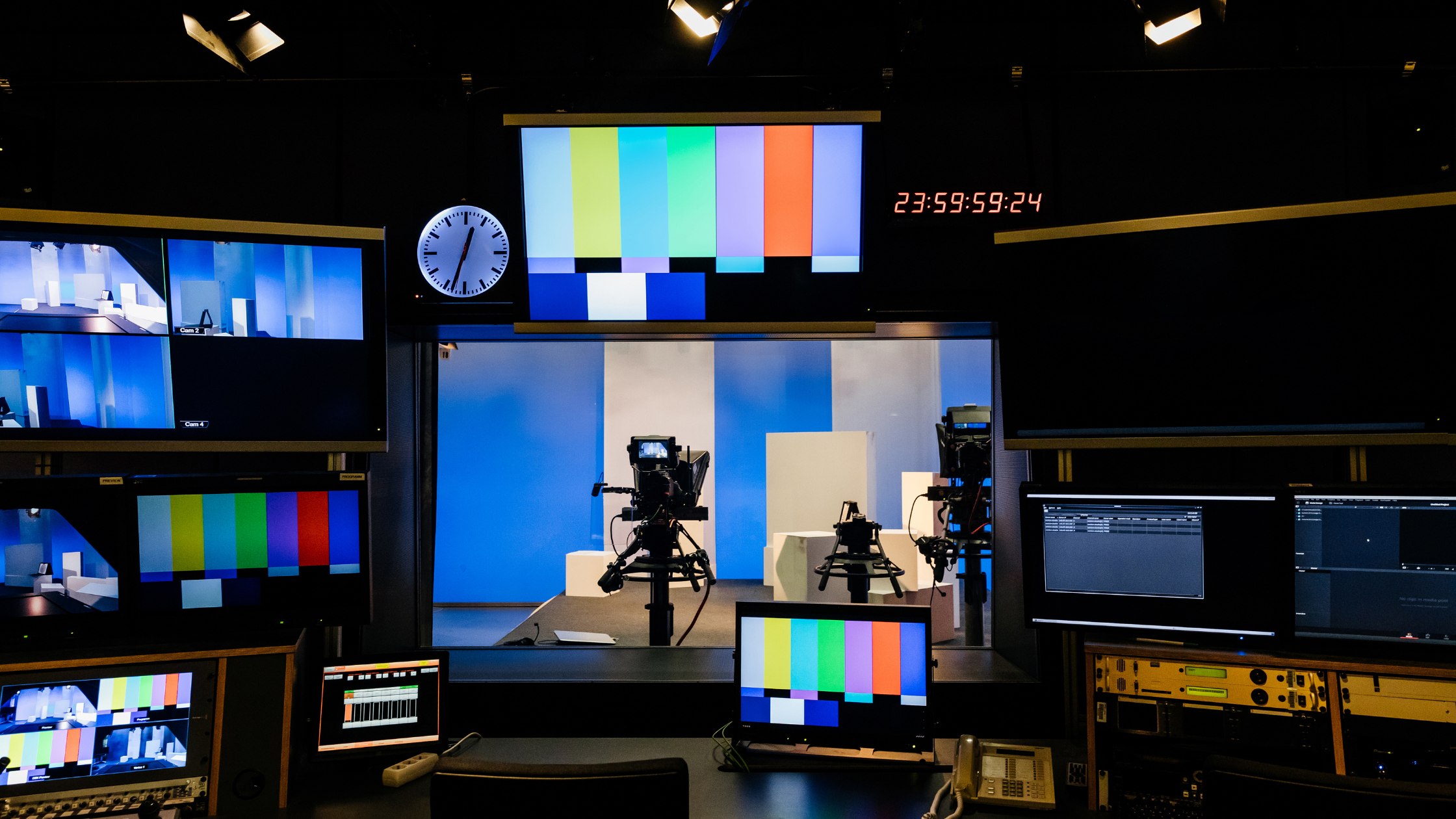 Broadcast Nedir?