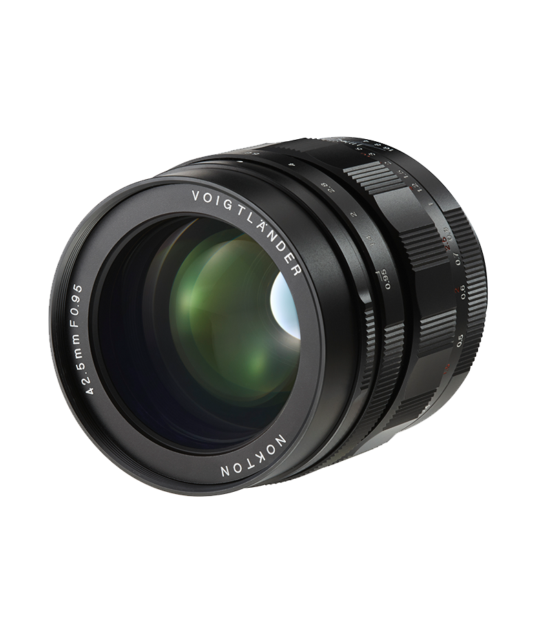 Voigtländer Nokton 42.5mm F0.95 MFT Mount Lens