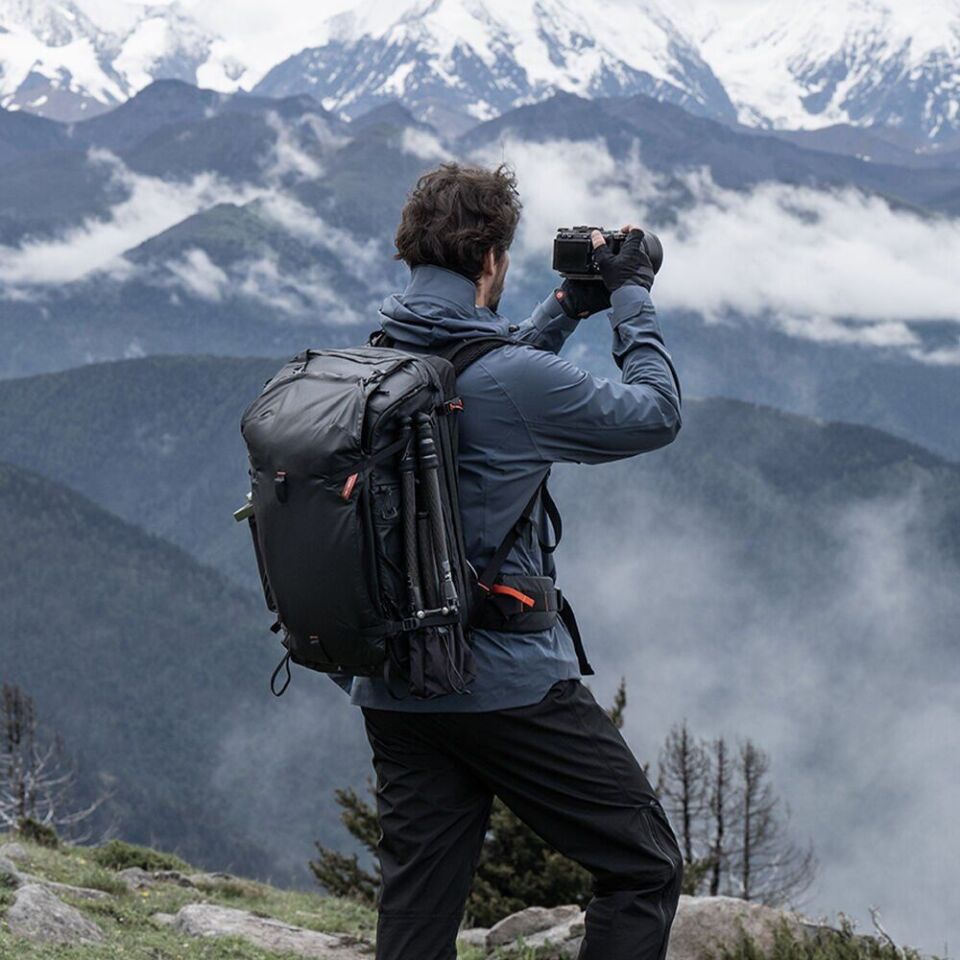 PGYTECH OnePro Focux Backpack 35 (Space Black)